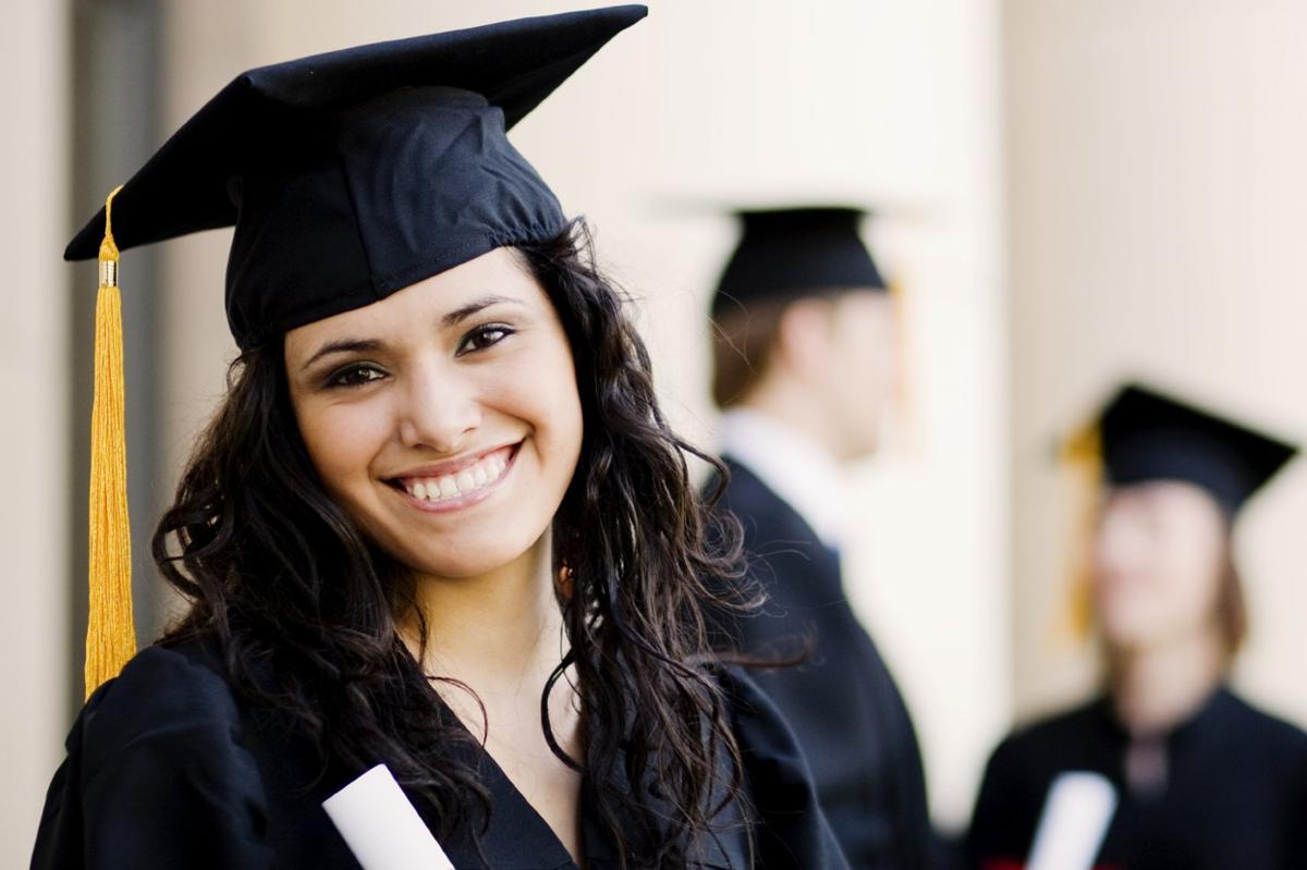 How Long Is Nursing School? Timeline Breakdown by Program & How Long to Become a Nurse