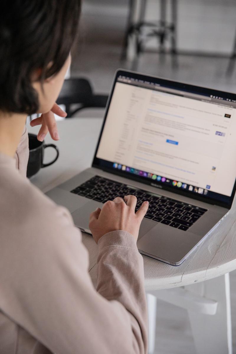 What to Look For When Searching For/Accepting a Job (Glassdoor, benefits, expectations)